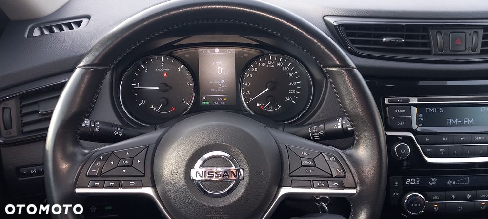 Nissan X-Trail - 9