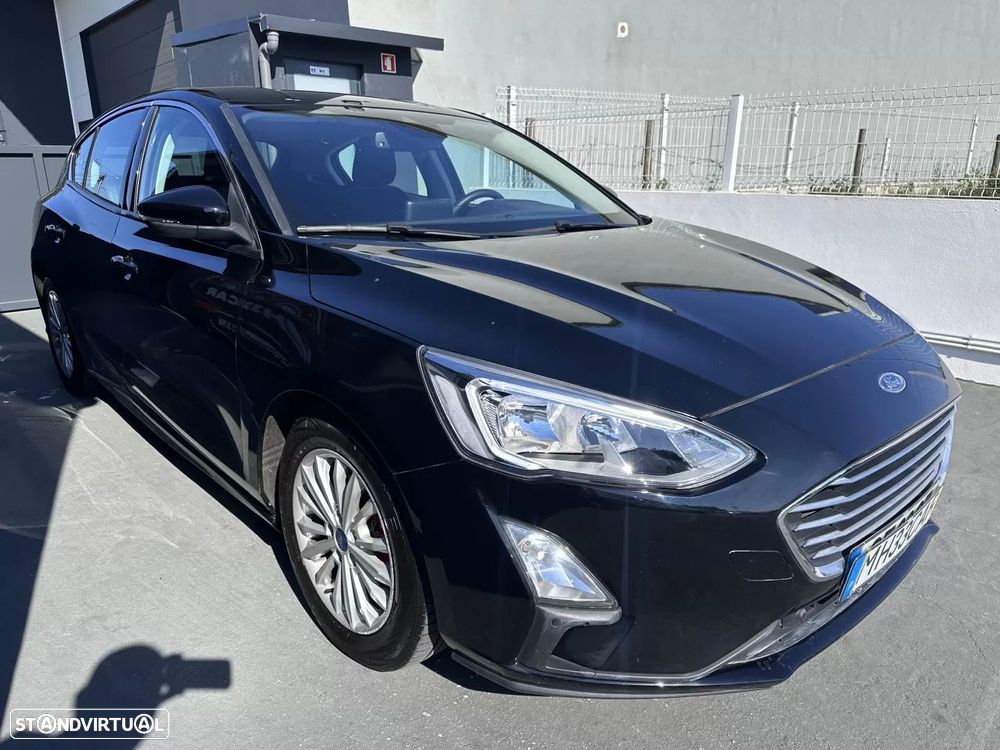 Ford Focus 1.0 EcoBoost S&S TITANIUM - 3