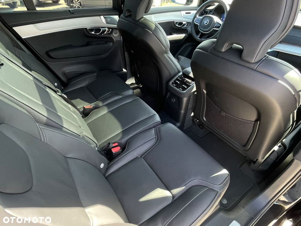 Volvo XC 90 T8 AWD Plug-In Hybrid Ultra Black Edition 7os - 31