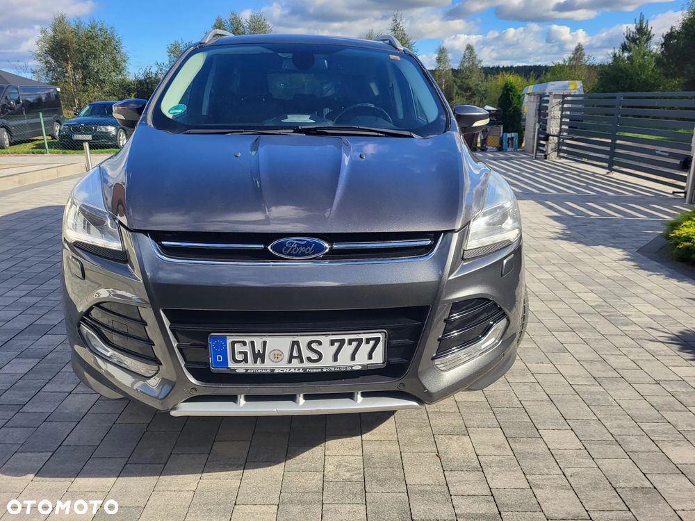Ford Kuga 2.0 TDCi 2x4 Titanium - 2
