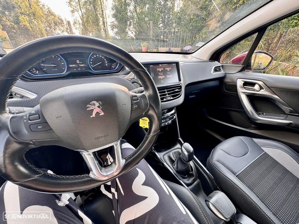 Peugeot 2008 1.2 PureTech Allure - 7