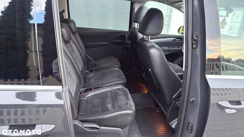 Volkswagen Sharan 2.0 TDI Blue Motion Highline - 16