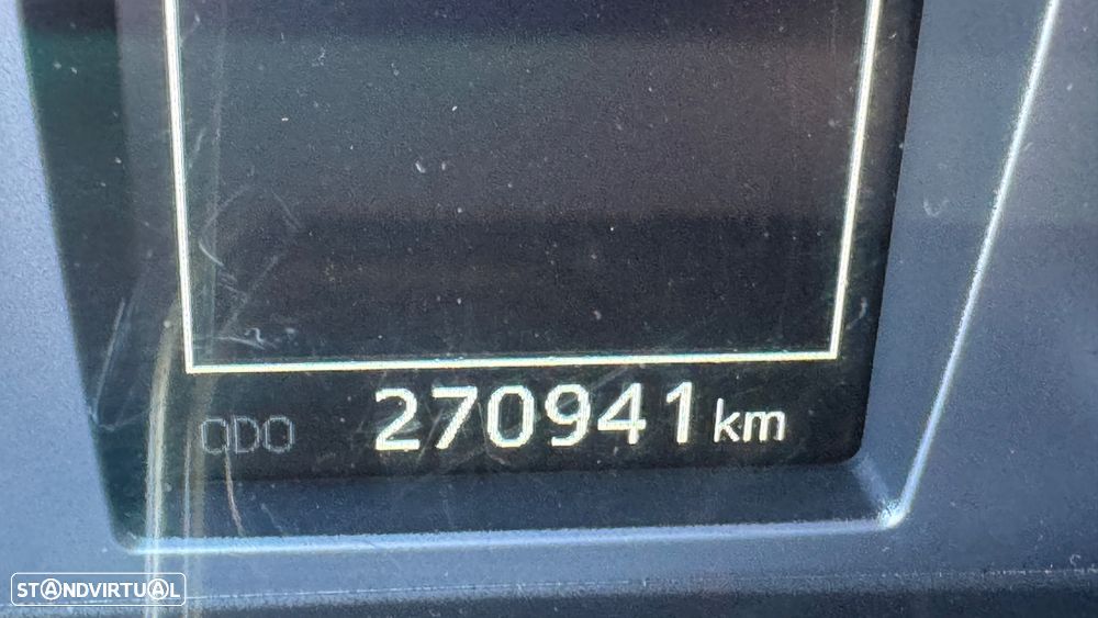 Toyota Hilux 2.4 D-4D 4WD Trial - 45