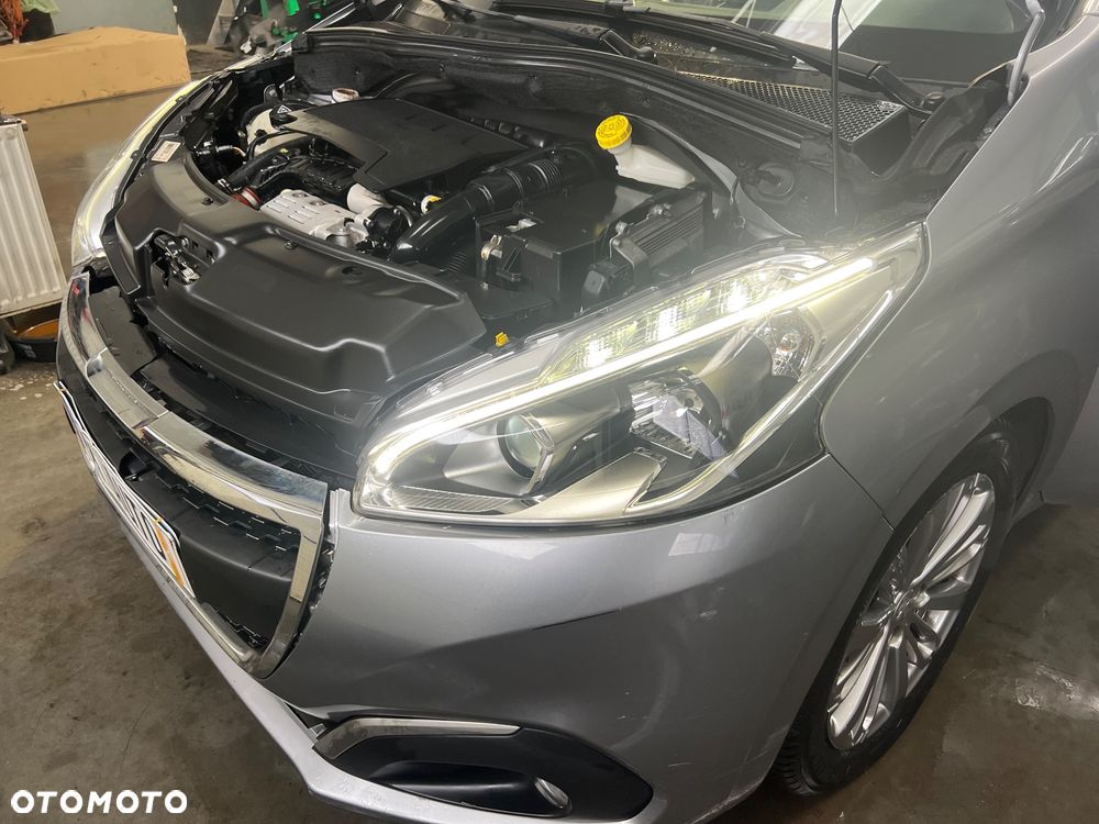 Peugeot 208 PureTech 110 Stop & Start Tech Edition - 17