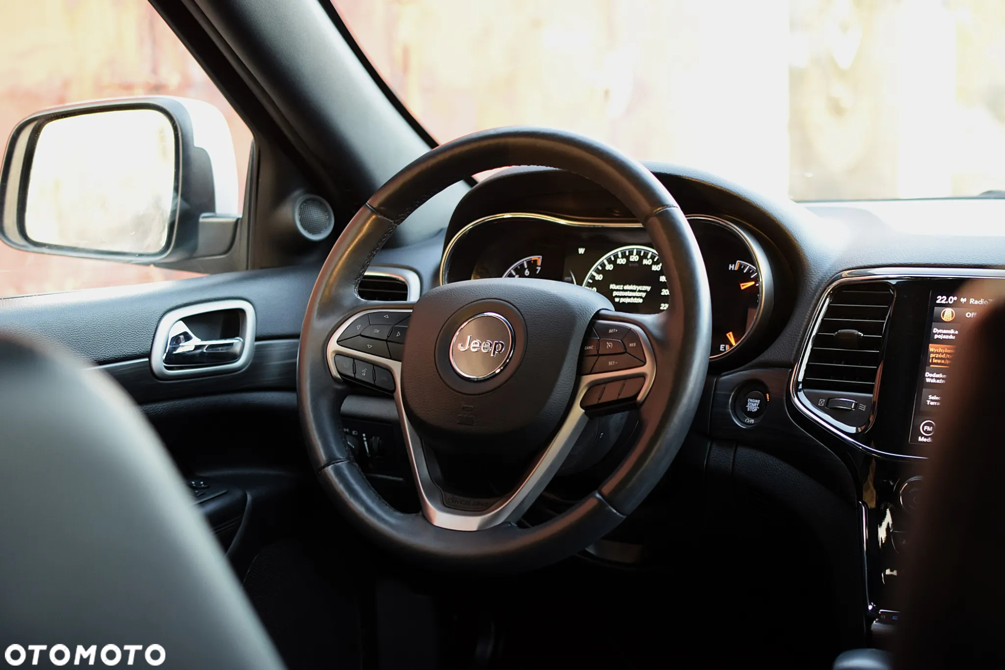 Jeep Grand Cherokee - 18