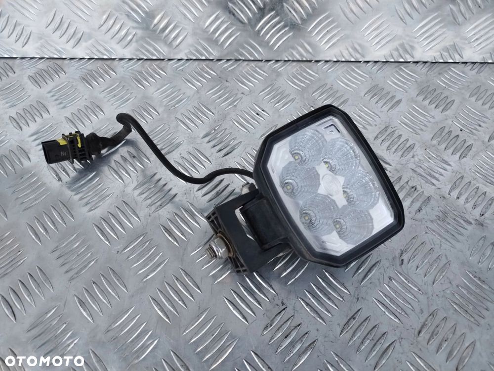 HALOGEN ROBOCZY HELLA DAF - 4