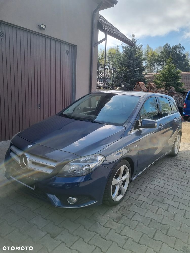 Mercedes-Benz Klasa B 180 CDI (BlueEFFICIENCY) - 18