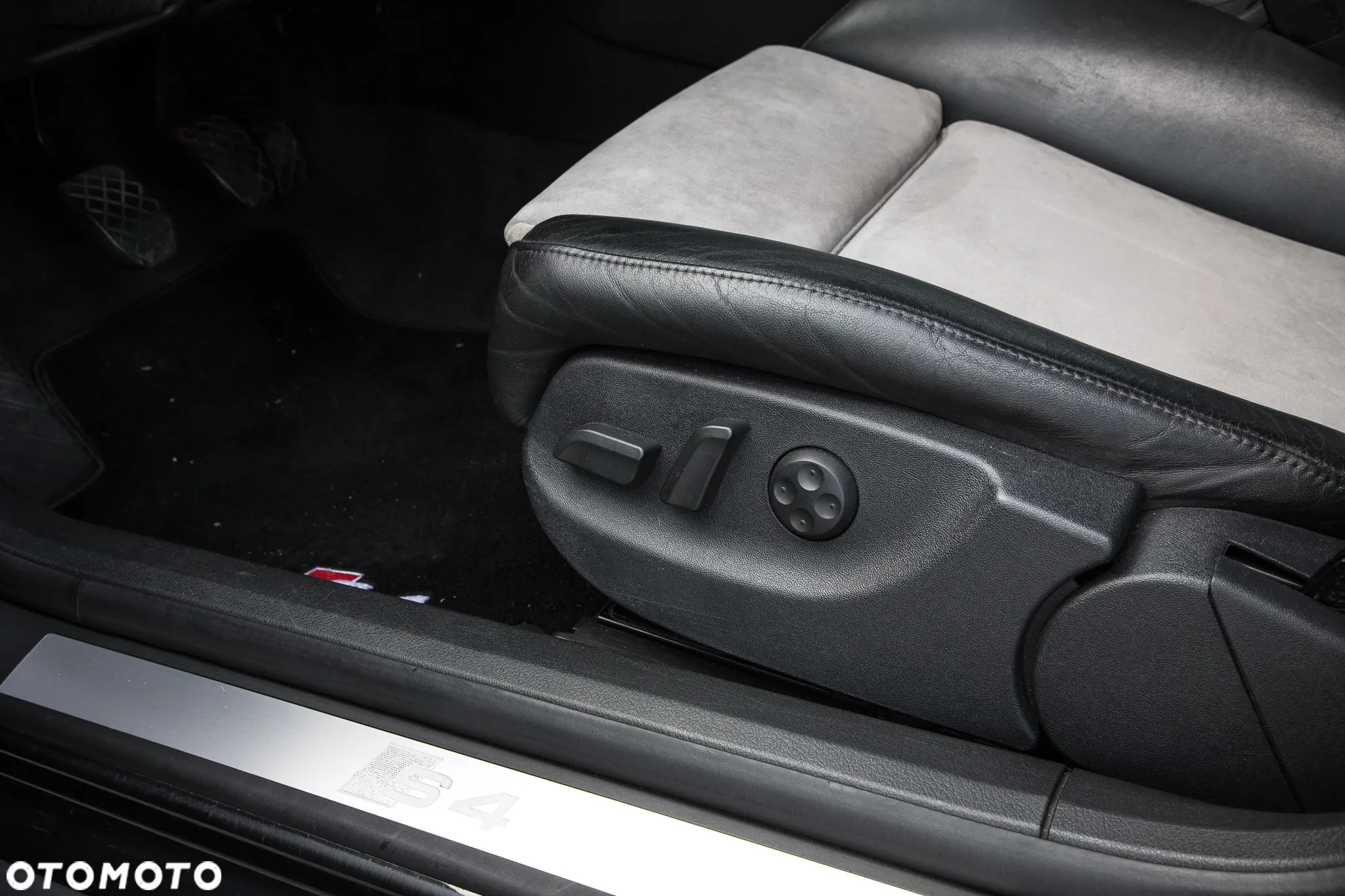 Audi S4 Avant - 13