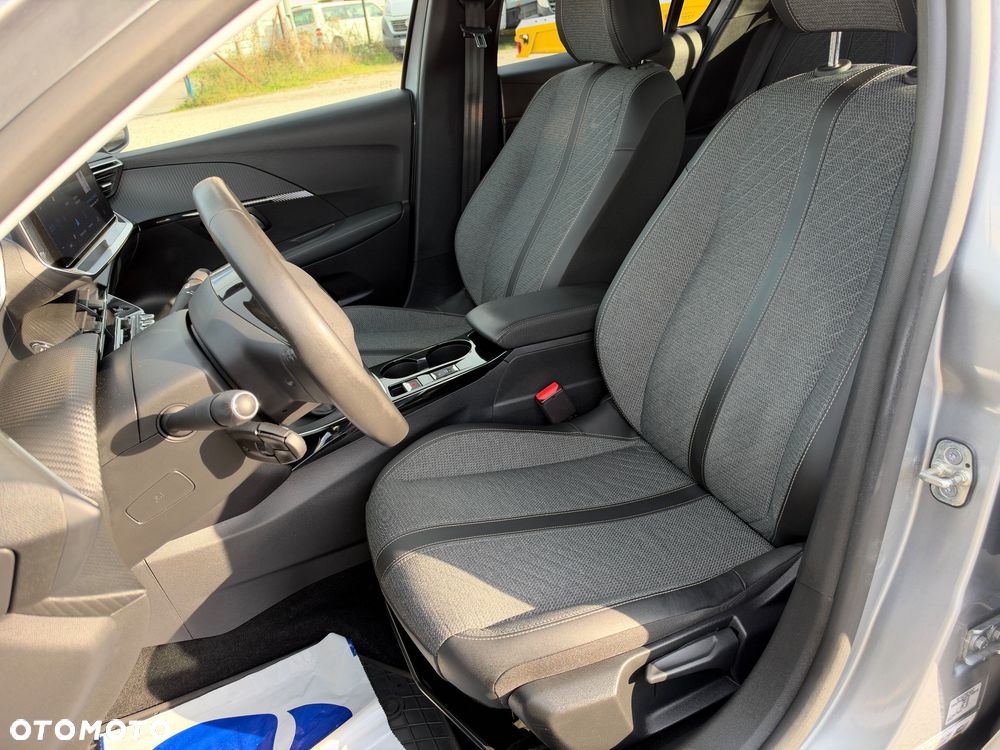 Peugeot 208 1.2 T Business S&S - 24