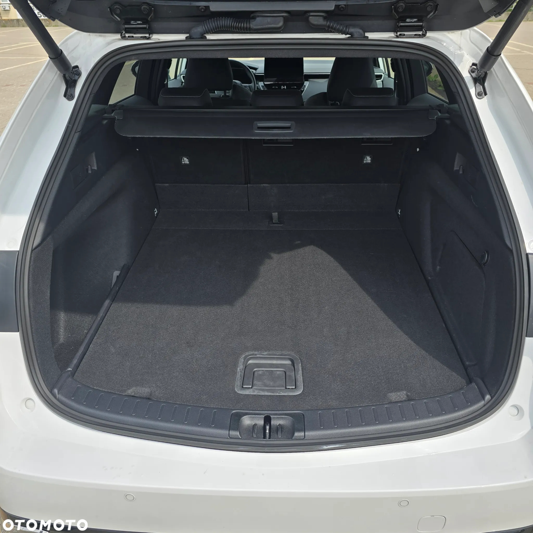 Toyota Corolla - 21