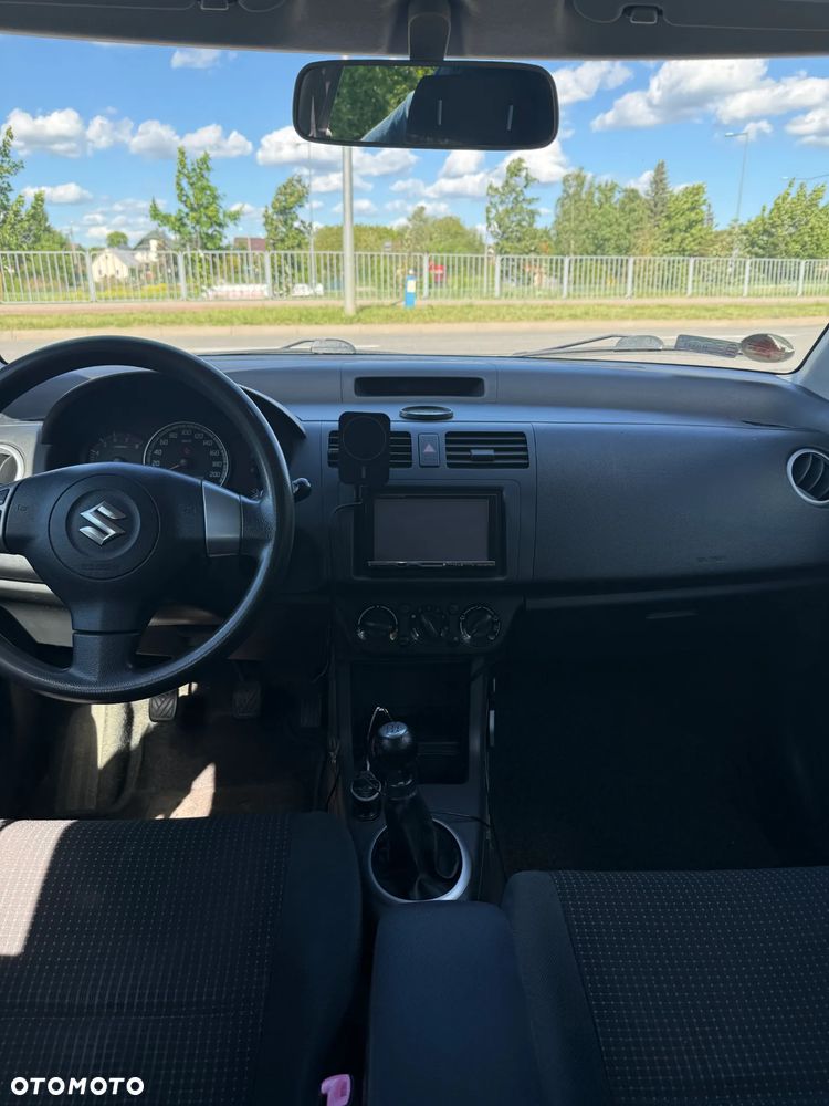 Suzuki Swift 1.5 Comfort - 15