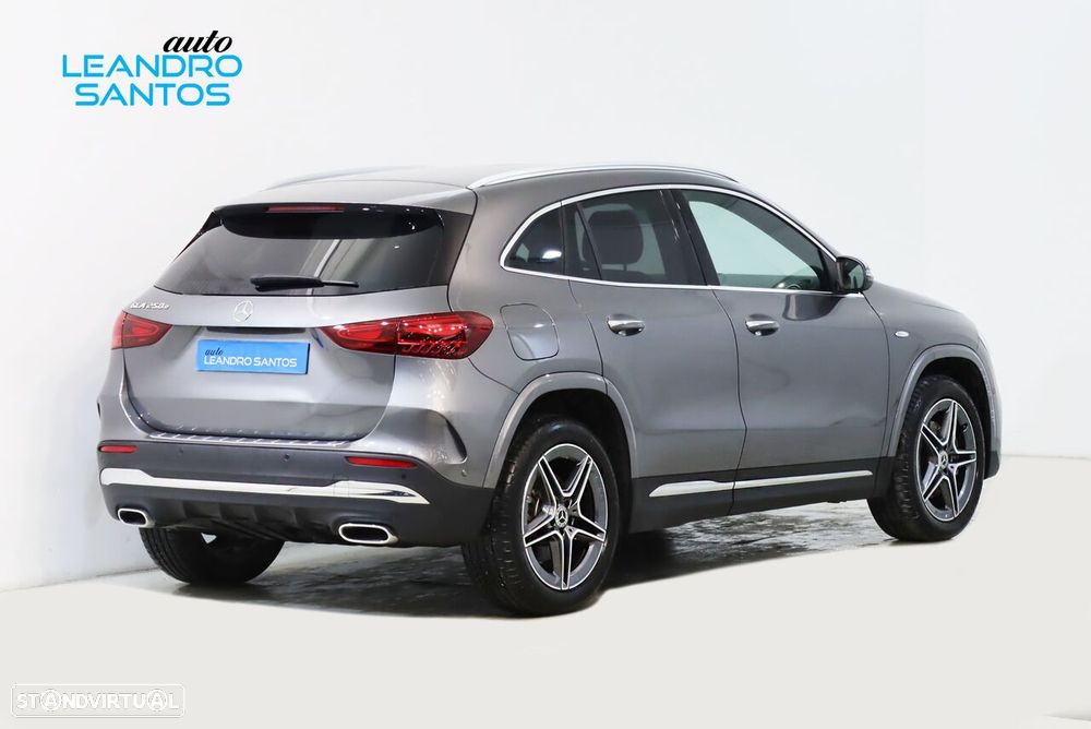 Mercedes-Benz GLA 250 e 8G-DCT AMG Line - 3