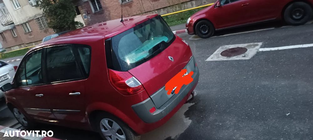 Renault Scenic 1.9dCi Privilege - 8