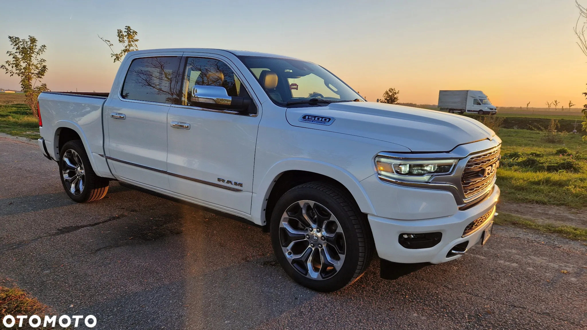 RAM 1500 Crew Cab Shortbed Limited - 6