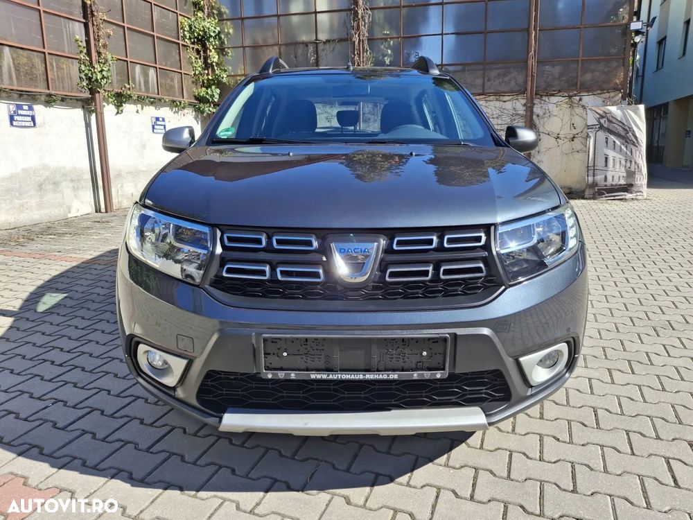 Dacia Sandero Stepway TCe 90 MT6 Comfort - 2