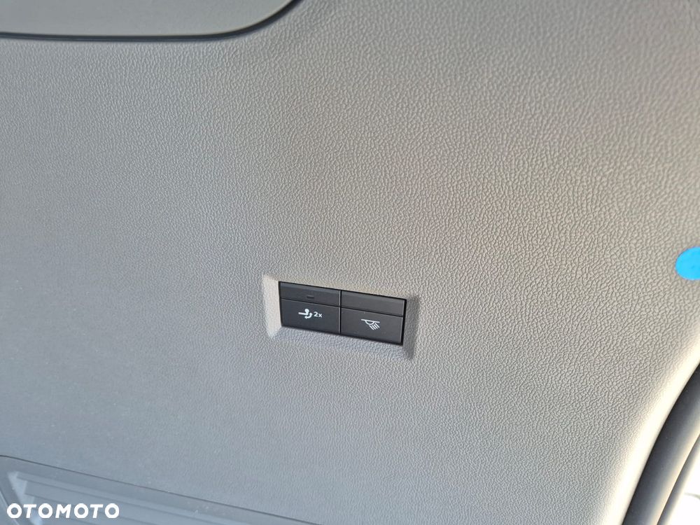 Volkswagen CARAVELLE - 15