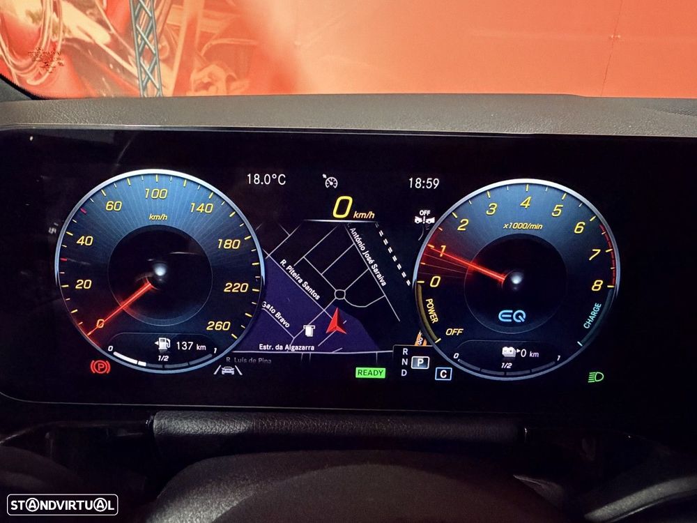 Mercedes-Benz GLA 250 e AMG Line - 21