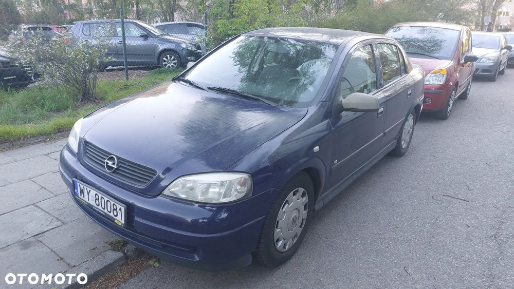 Opel Astra - 2