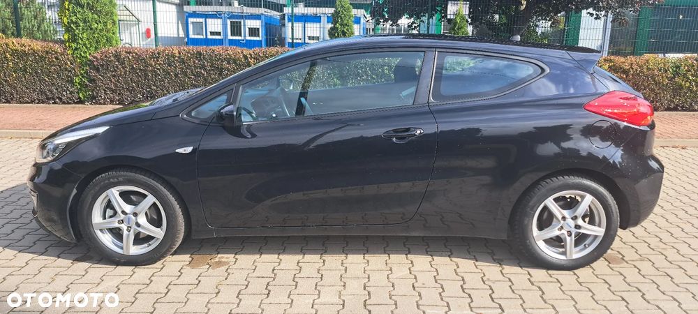 Kia ProCeed - 9