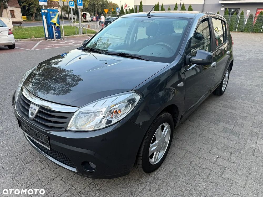 Dacia Sandero 1.6 MPI Laureate - 1