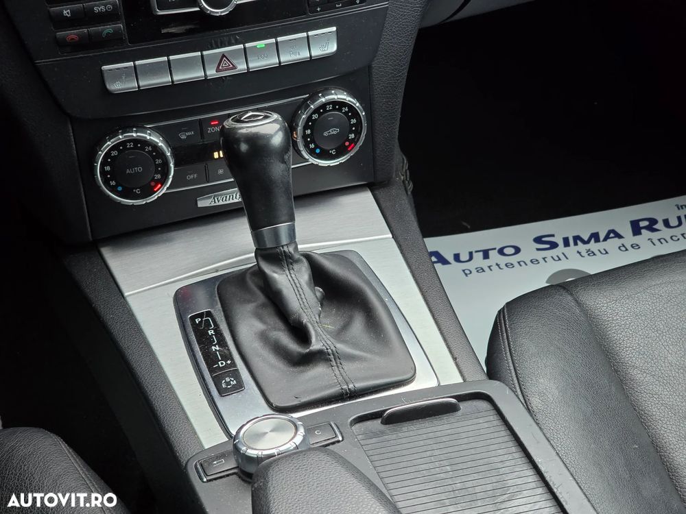 Mercedes-Benz C - 25