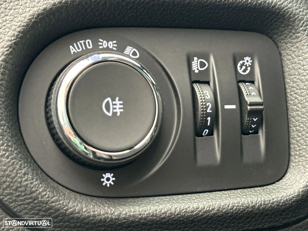 Opel Astra Sports Tourer 1.5 D S&S Ultimate - 19