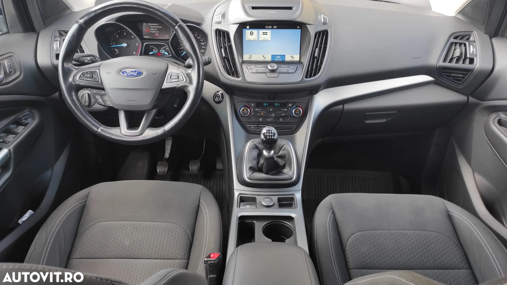 Ford Kuga 2.0 TDCi 4WD Trend - 15