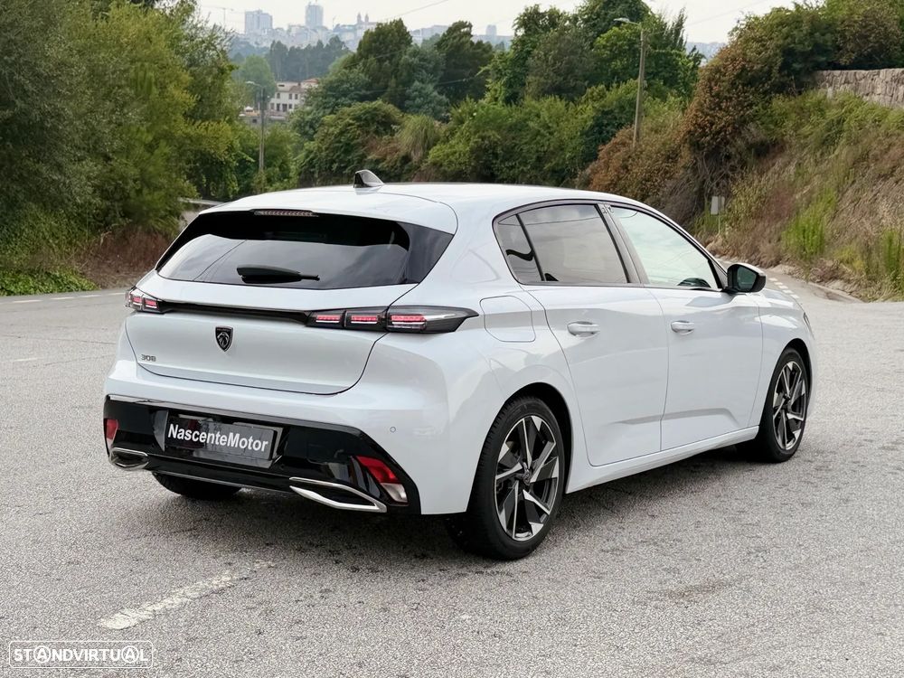 Peugeot 308 1.2 PureTech Allure EAT8 - 19