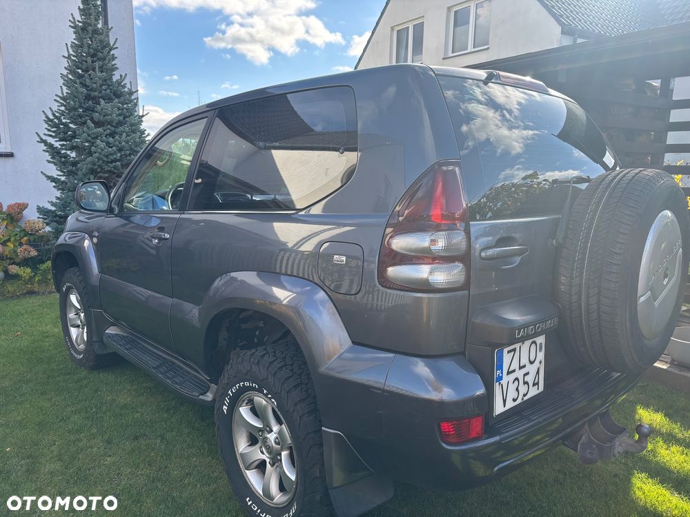 Toyota Land Cruiser - 4