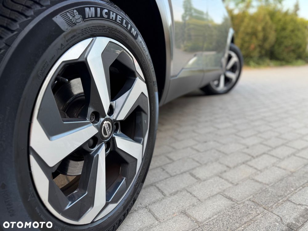 Nissan Qashqai 1.3 DIG-T MHEV Tekna - 26