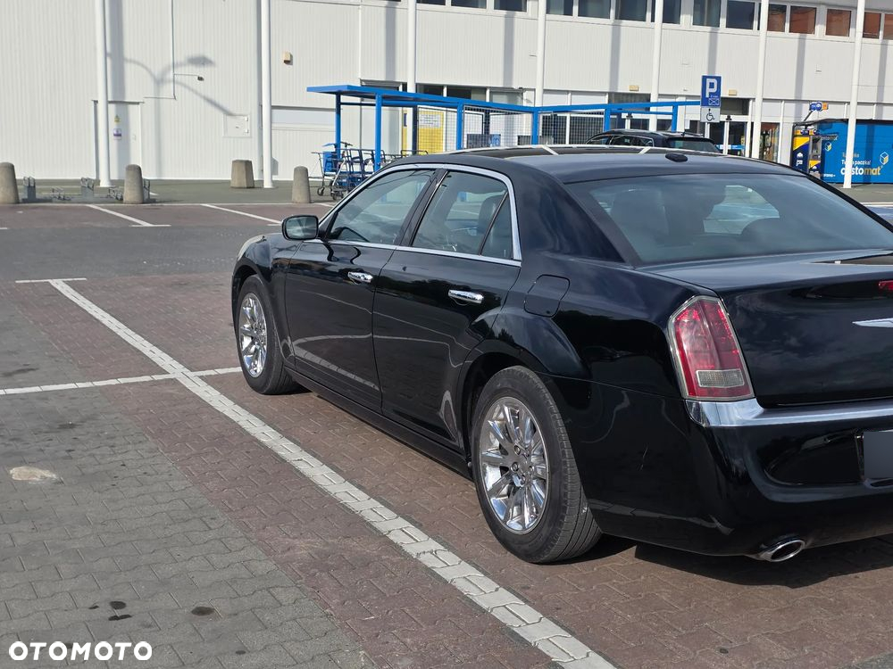 Chrysler 300C 3.5 V6 AWD - 13