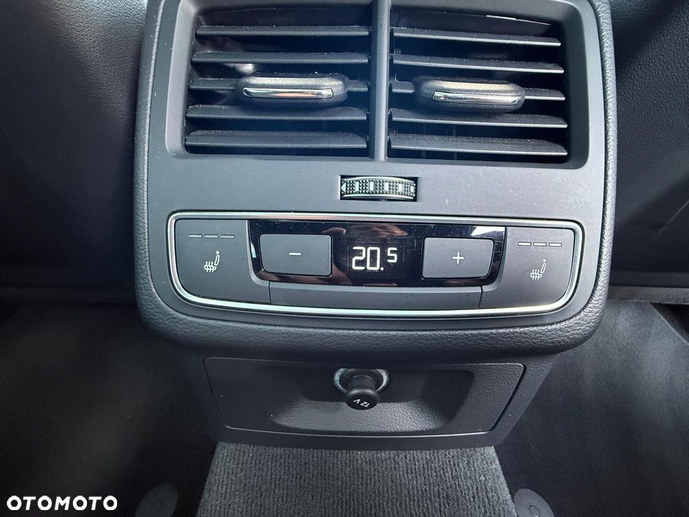 Audi A4 Avant 2.0 TDI S tronic - 20