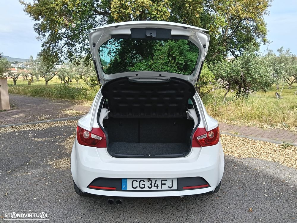 SEAT Ibiza ST - 27