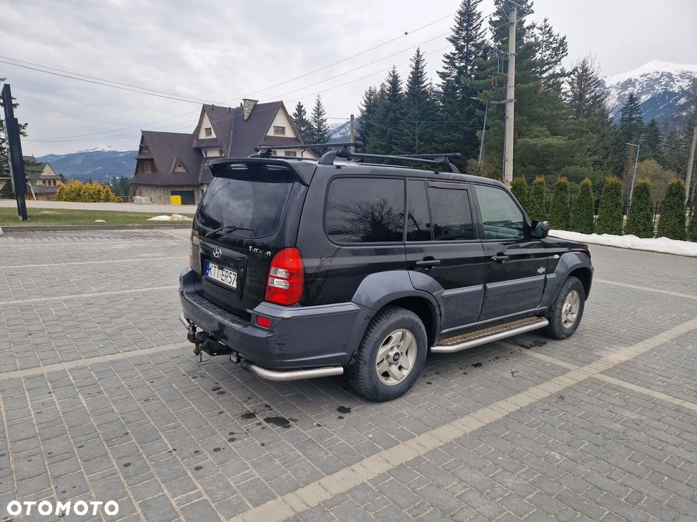 Hyundai Terracan - 4