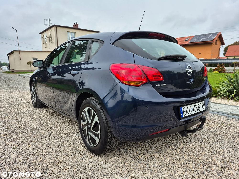 Opel Astra - 12