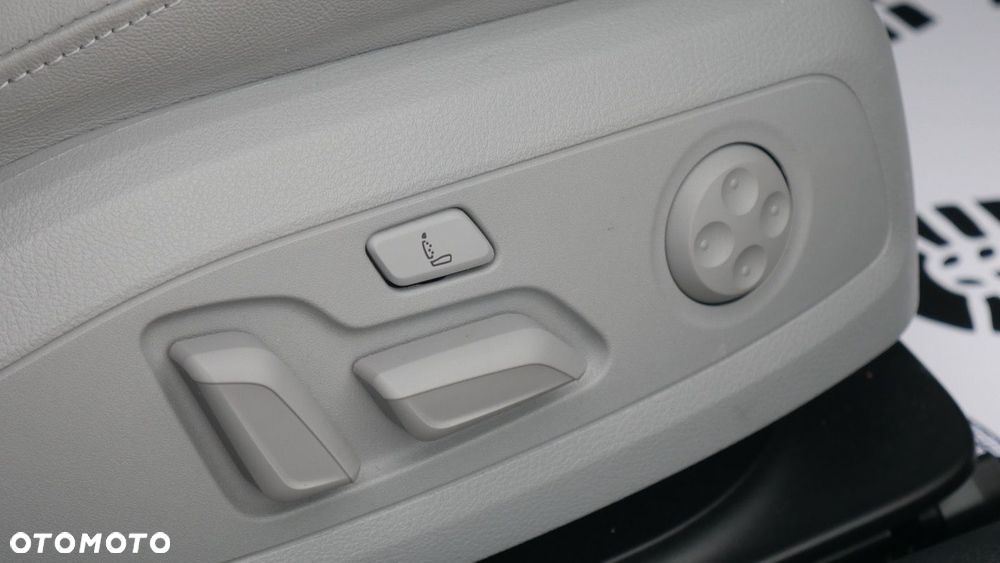 Audi A4 Allroad - 23