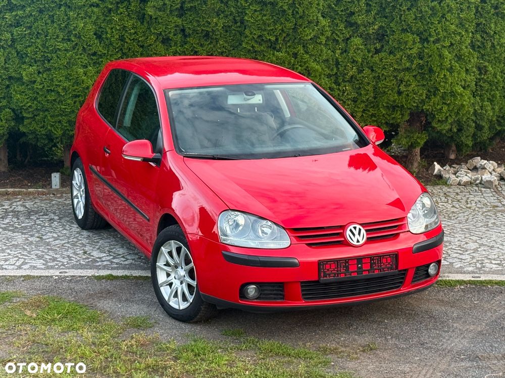 Volkswagen Golf - 1