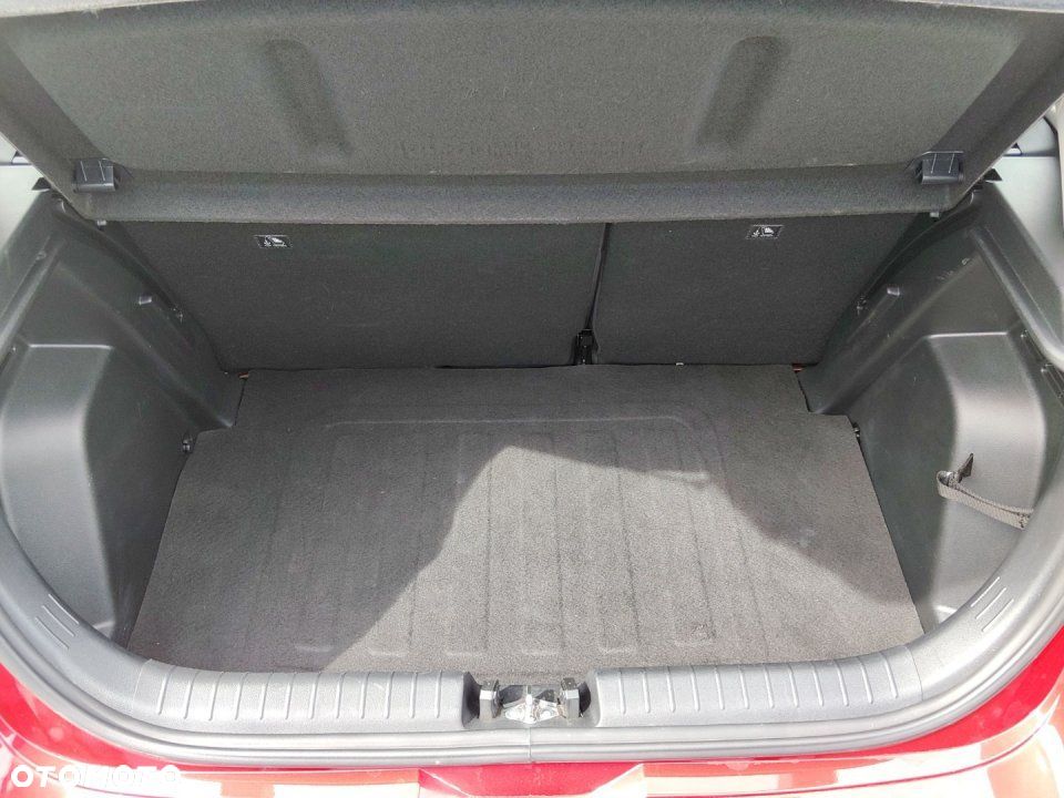 Hyundai i20 - 21
