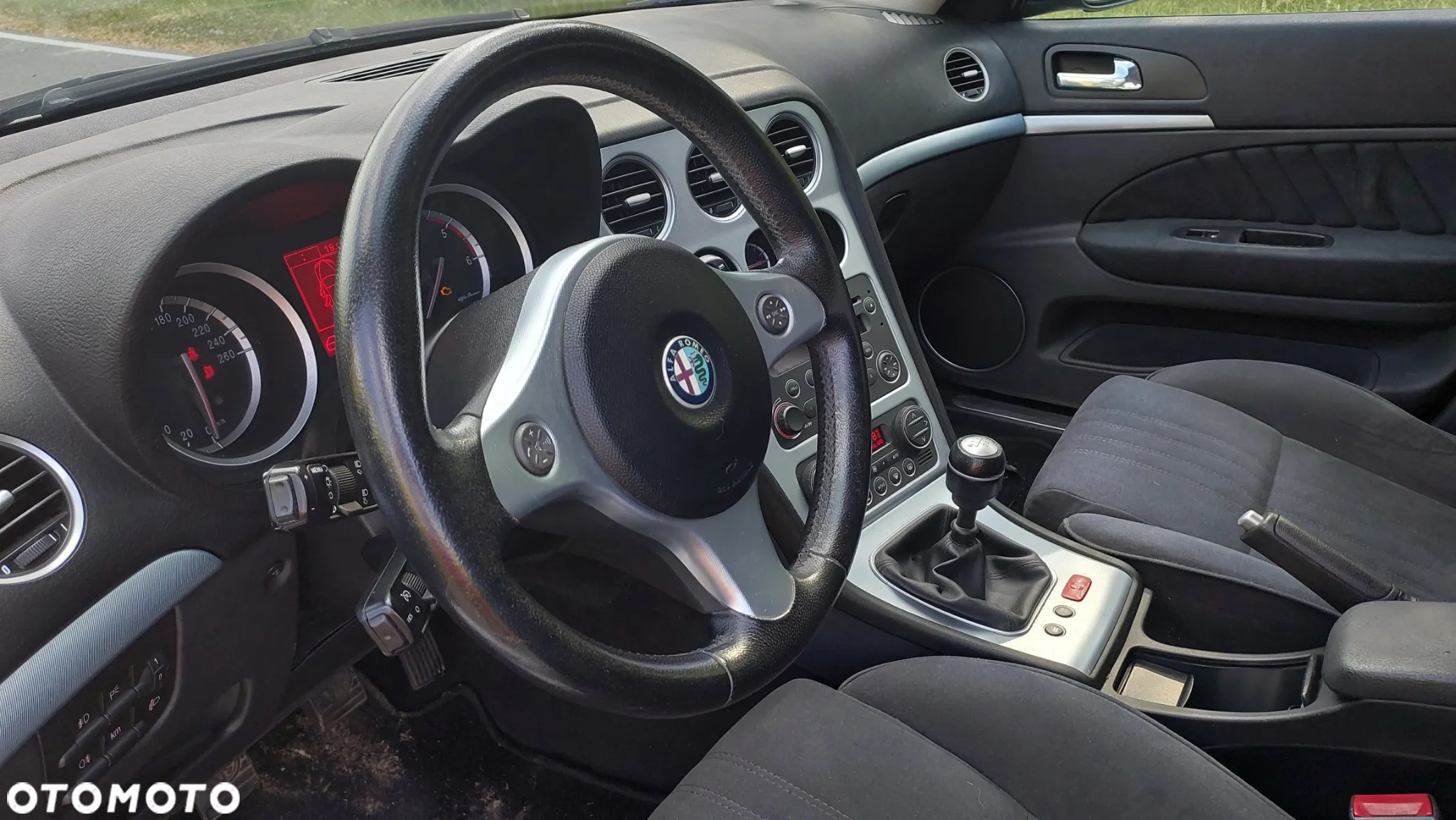 Alfa Romeo 159 1.9JTDM Distinctive - 10