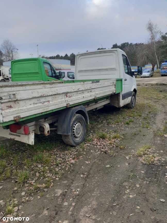Mercedes-Benz SPRINTER - 4