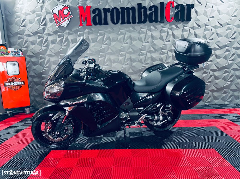 Kawasaki GTR 