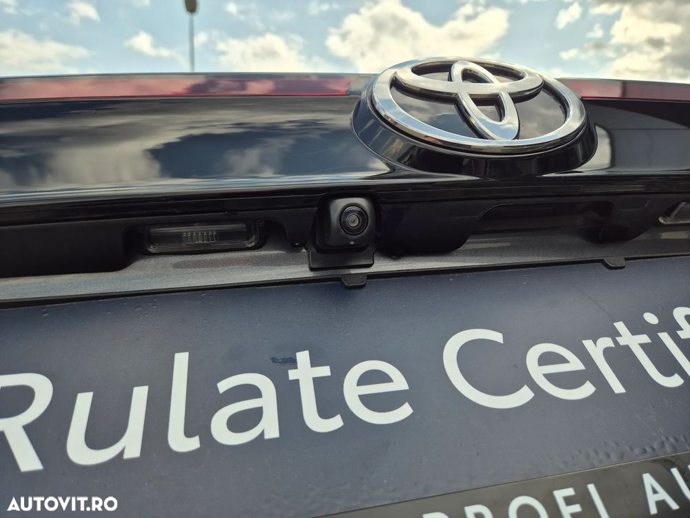 Toyota Yaris Cross 1.5 VVT-i HSD 4x2 Dynamic - 9
