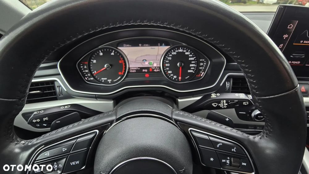 Audi A4 Avant 2.0 TDI Sport S tronic - 21