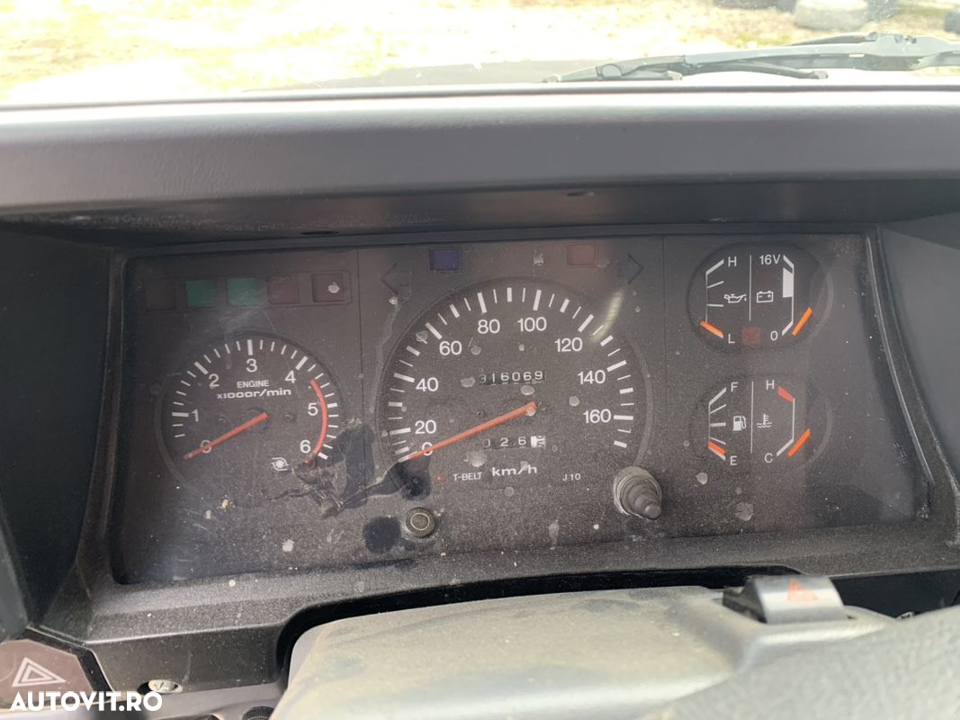 Toyota Land Cruiser - 28