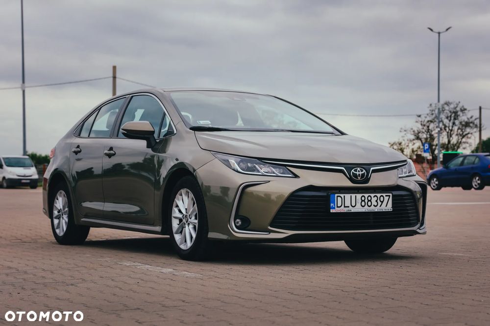 Toyota Corolla - 3
