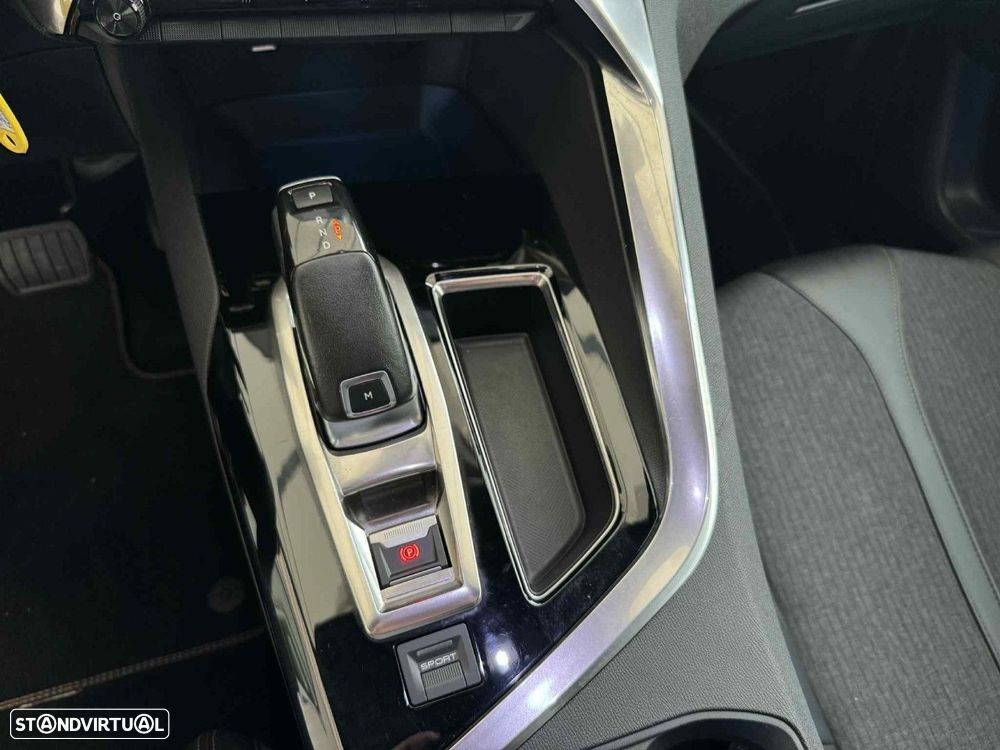 Peugeot 3008 1.5 BlueHDi GT Line EAT8 - 18