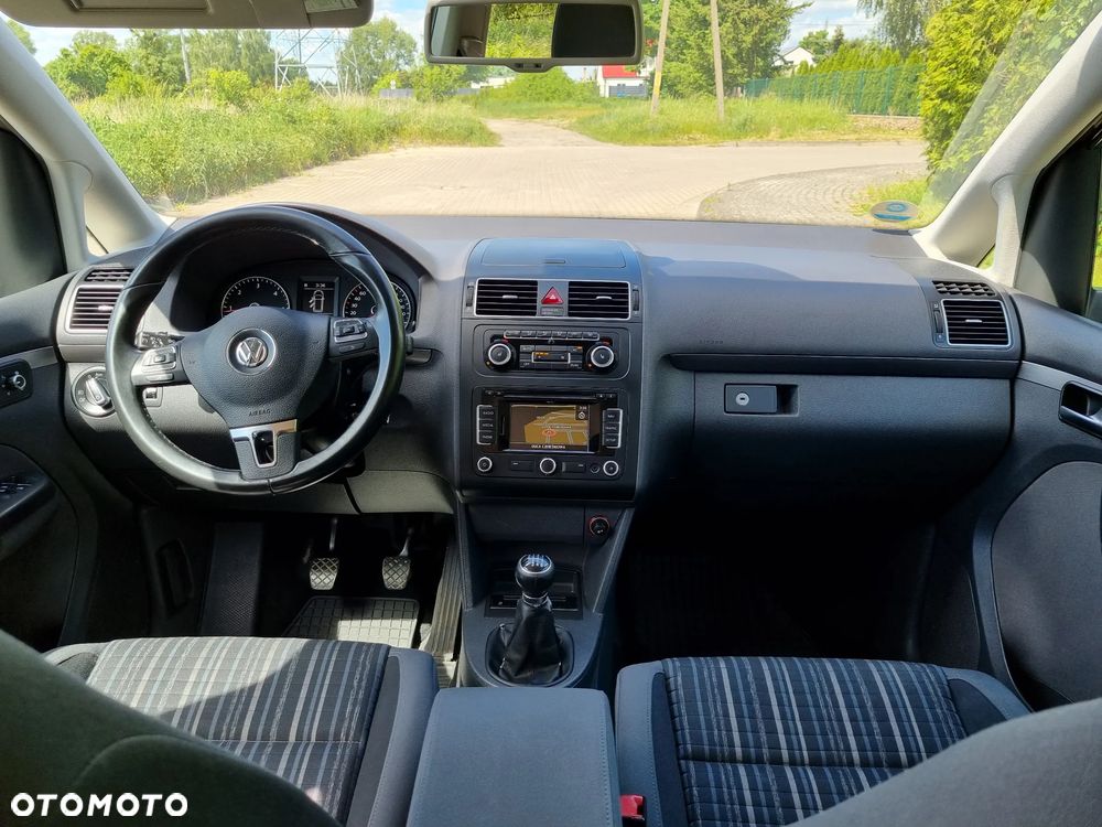 Volkswagen Touran 2.0 TDI DPF Cross - 12