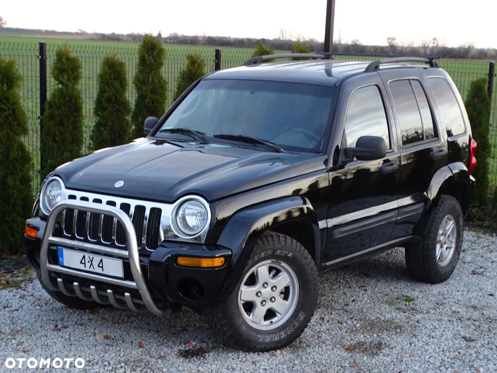Jeep Liberty - 10