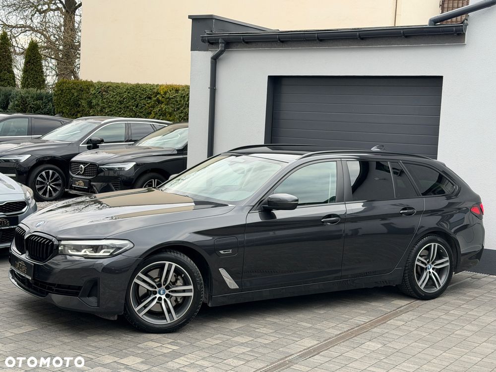 BMW Seria 5 530e PHEV M Sport - 13