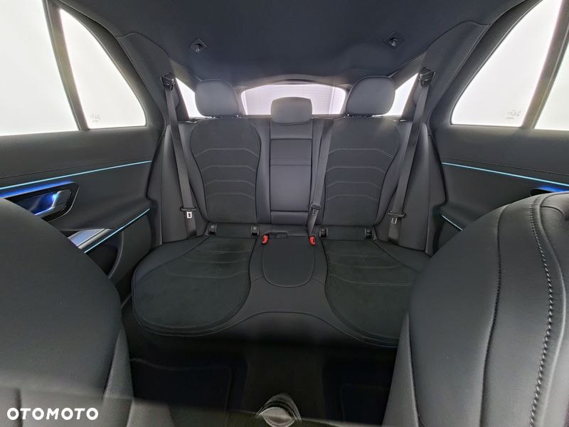 Mercedes-Benz Klasa E 300 de PHEV AMG 9G-Tronic - 9